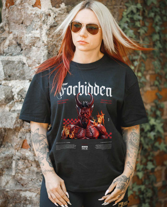 Schwarzes T-Shirt mit individuellem Forbidden Design 